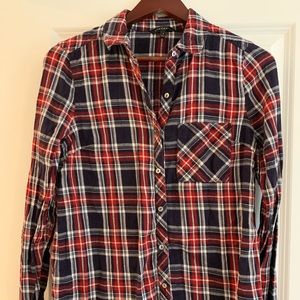 Small plaid boutique top